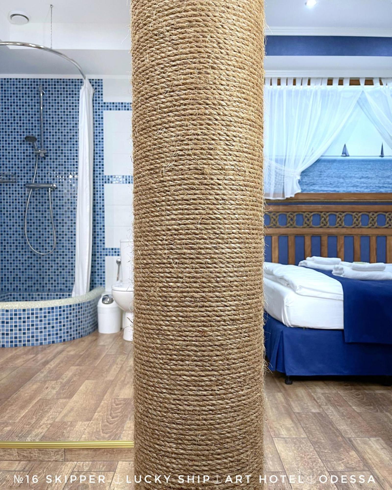 Lucky Ship Art Hotel Odessa Quarto foto
