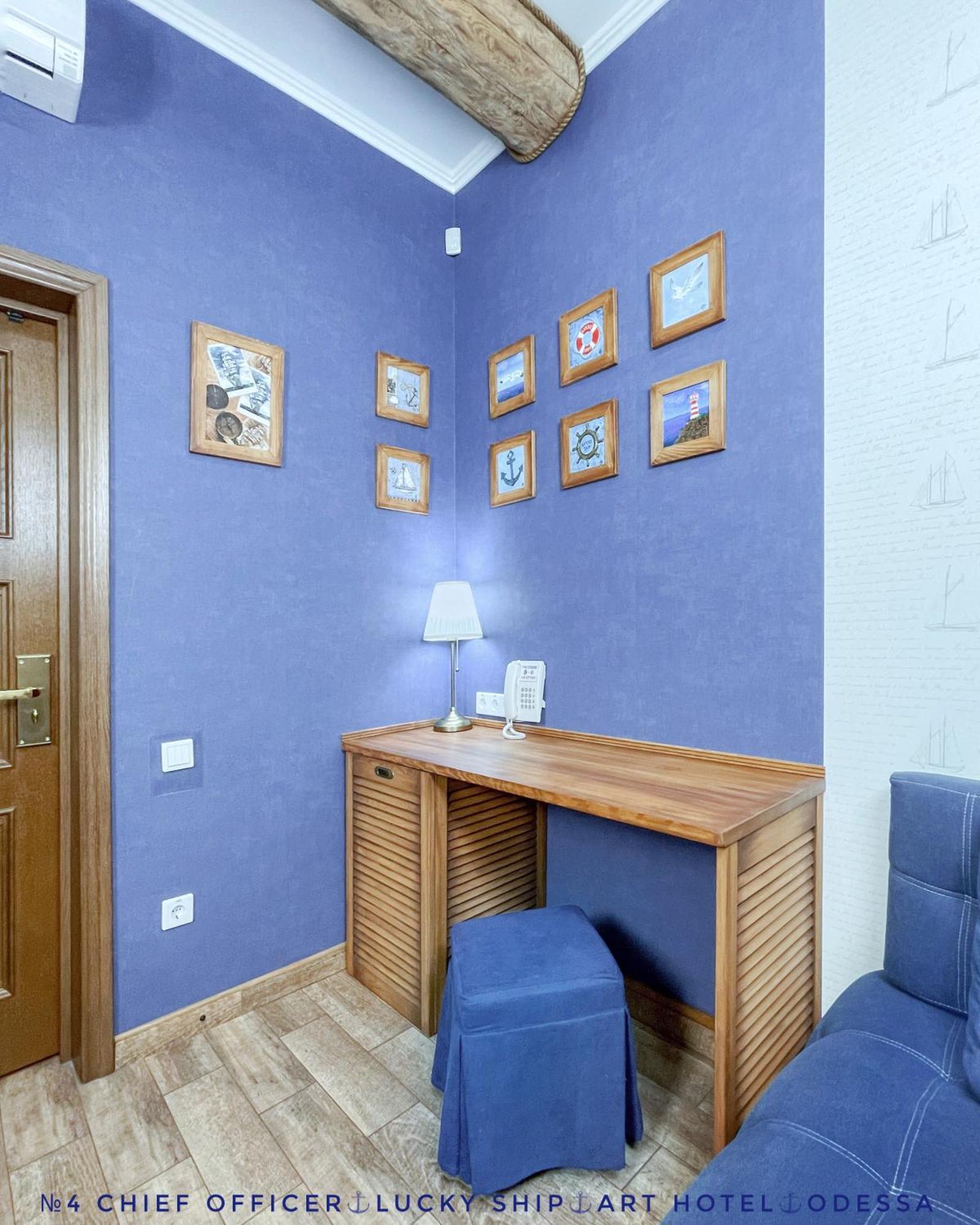 Lucky Ship Art Hotel Odessa Quarto foto